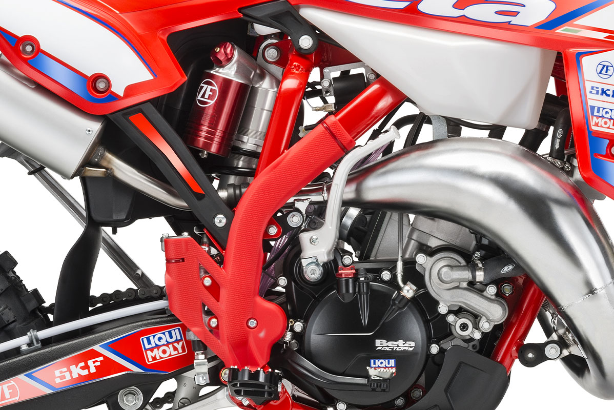 Beta RR Racing 390 4T olejová nádrž