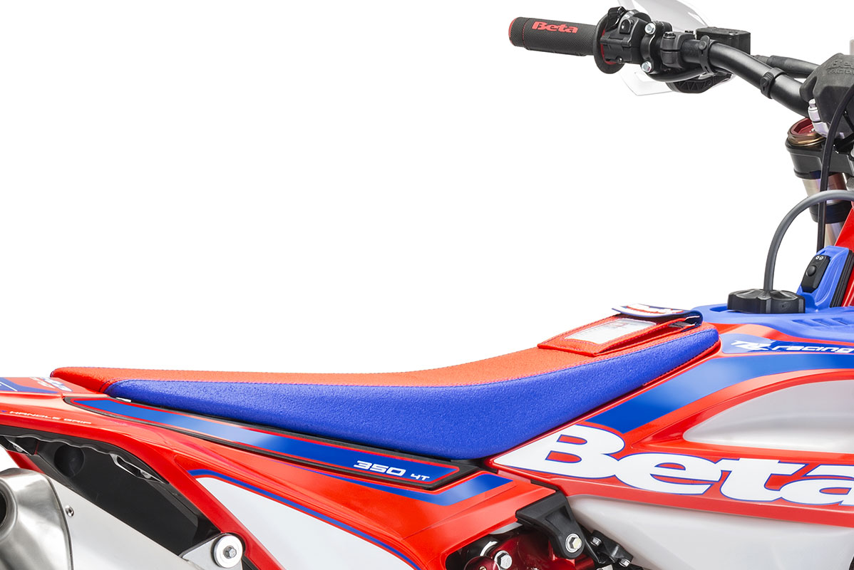Beta RR Racing 390 4T sedadlo